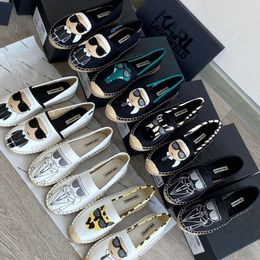 Karl Lagerfield mujer plana verano playa lona zapatos casuales diseñador zapato alpargatas pescador regalo 10a mujer hombre moda DHgate zapatillas bordar tela diapositiva