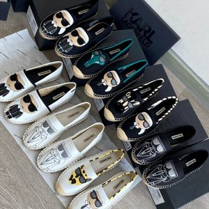 Karl Lagerfield vrouw platte zomer strand canvas casual schoenen ontwerper schoen espadrilles visser cadeau 10a dames man mode DHgate slippers borduren stof dia