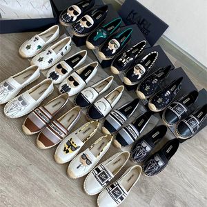 DHgate karl lagerfield vrouw ontwerper schoen visser espadrilles kleding schoenen luxe dames man borduur pantoffels stof dia zwart wit canvas casual hardloopschoenen