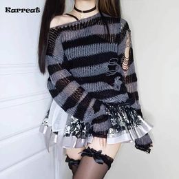 Karrcat Gothique Pull Femmes Tricoté Grunge Rayé Pulls Punk Évider Pull Lâche Goth Alternative Vêtements Emo Y2k Top 220815