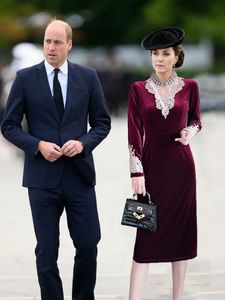 Kate Middleton Princesse Broderie Robe Élégante Robes À Manches Longues