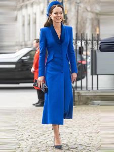 Kate Middleton princesse nouvelles dames automne haute qualité mode fête bleu Gentlewoman élégant célébrité manteau robe coupe-vent
