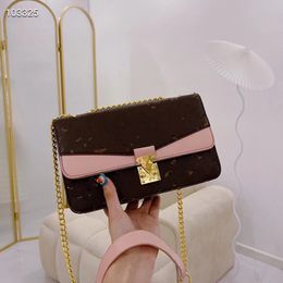 Kate Wallets Tassel Chain Cross Bodypolychrome Bags Luxurys Designers Lady Fashion Plain Schouder Should Casual Bag Women Handtassen Purse GiftPolychrome