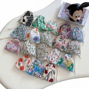 Kawaii tela floral viajes cosméticos lápices de labios monedas de monedas bolsas de almacenamiento lindos bolsos de maquillaje organizador de billetera para mujeres bolsas de bolsa pequeñas u0jp#