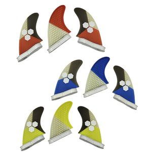 Accessoires de kayak Vends Double Tabs 2 Fin Ailerons de planche de surf à coutures tricolores Ailerons de surf en fibre de verre en nid d'abeille Tri-fin set taille M / L Bonne qualité 230802