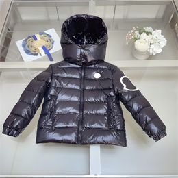 KDS Girls Boys Down Chaquetas Diseñador de lujo con capucha Sudaderas con capucha mullidas Abrigos Niños Niñas Niños Puffer Cálido A prueba de viento Outwear Abrigo Ropa de invierno para niños