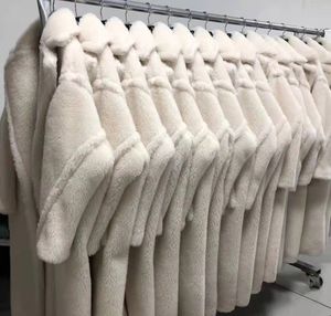Manteaux en laine de chameau MAXX ours en peluche à double boutonnage 62% fourrure d'alpaga XLong manteau icône pour femmes