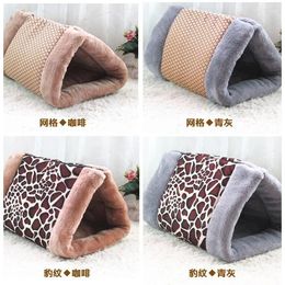 Chenils 1pc coussin de chat pour animaux de compagnie quatre saisons universelles de chien chaud canapé canapé à double usage matelas accessoires