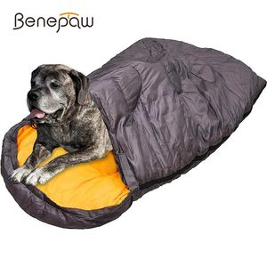 kennels pens Benepaw acogedor saco de dormir para perros impermeable portátil de viaje corto polar interior cama para mascotas para acampar y mochilear fácil de limpiar 231110