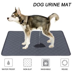 kennels pennen Hond Pee Pad Deken Herbruikbare Absorberende Luier Wasbare Puppy Training Pad Huisdier Bed Urine Mat voor Huisdier Autostoel Cover 230625