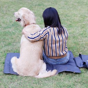 Chenils imperméable extérieur tapis pour animaux de compagnie pliable chien lit coussin couverture Portable pour chiens chats multi-fonctionnel Camping Pad fournitures