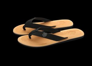 Kesmall Summer Beach Slippers Men Flip Flops Sandales de plage de haute qualité Zapatos Hombre Casual Shoe Whole WS32112337490