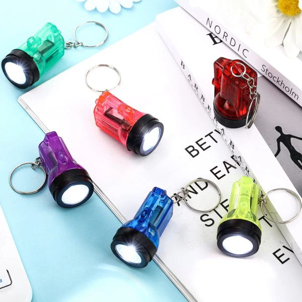 Porte-clés Lampes de poche Mini lampe de poche Porte-clés Chaînes LED Porte-clés en plastique portables pour les faveurs de fête Cam Drop Livraison Amejf