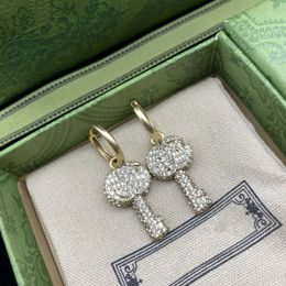 Boucles d'oreilles à breloques de styliste pour femmes, boucles d'oreilles en diamant avec lettres, Style à la mode, fourniture de bijoux K3