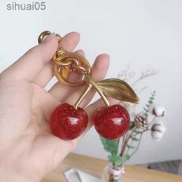 Sleutel sleutelhanger kristal COA CH stijlen rood meisjes mode fruit handtas decoratie 240303