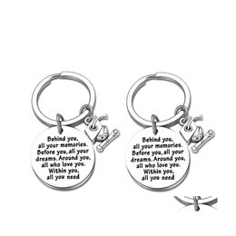 Porte-clés 2021 30mm Creative Bague Graduation Saison Cadeau Docteur Chapeau Pendentif Porte-clés Derrière Vous Tous Vos Souvenirs Bijoux Accessoire Dhfp8