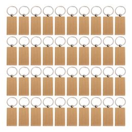 Sleutelringen 40 pc's blanco houten sleutelhanger rechthoekige gravulaire sleutel diy houten sleutelhangers sleuteltags kunnen DIY -geschenken graveren 230408