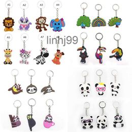 Llaveros Accesorios de dibujos animados Llavero de animales de dibujos animados de PVC Llavero de animales de la selva Panda Perezoso Pavo real Forma de alpaca Llavero Titular Encanto Lindo baratija Fas