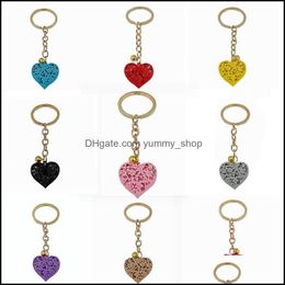 Anneaux clés Mticolor Fashion Hollow Heart Kechechains Sac à sac de sac mignon Pendante Car Course Chaîne Ornements Cawer Cawer Drop Livrètre