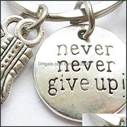 Porte-clés Never Give Up Gants de boxe Inspirational Keychain Fitness Bodybuilding Creative Backpack Pendant 405 8Owre 6Sg10 803 Drop Dh1Uj