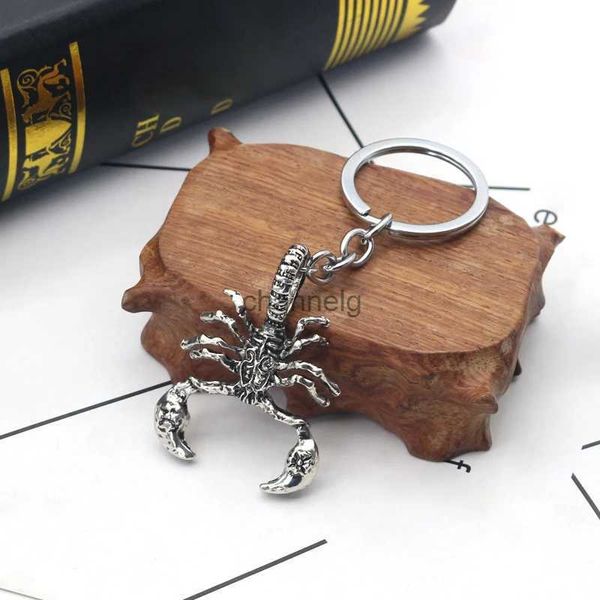 Porte-clés Nouvelle mode créative rétro Scorpion roi forme porte-clés personnalité Punk Animal homme pendentif porte-clés bijoux cadeau de noël YQ231204