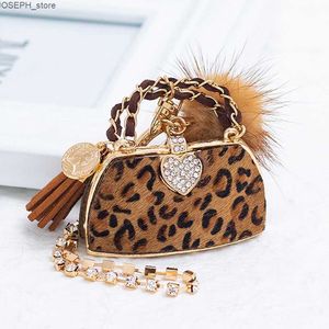 Sleutelringen Nieuwe luxe luipaardprint Mink Fur Ball Handtas Keychains For Women Bag Charm hanger Fashion Keyrings auto sleutelhang ketting ring J230427