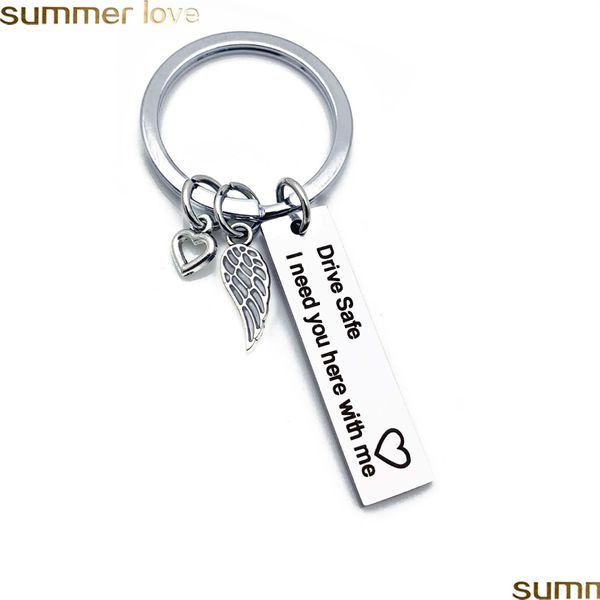 Porte-clés personnalisé gravé porte-clés lecteur sûr j'ai besoin de vous ici avec moi chaîne Couples porte-clés pour Hunsband petit ami bijoux G Dhmqu
