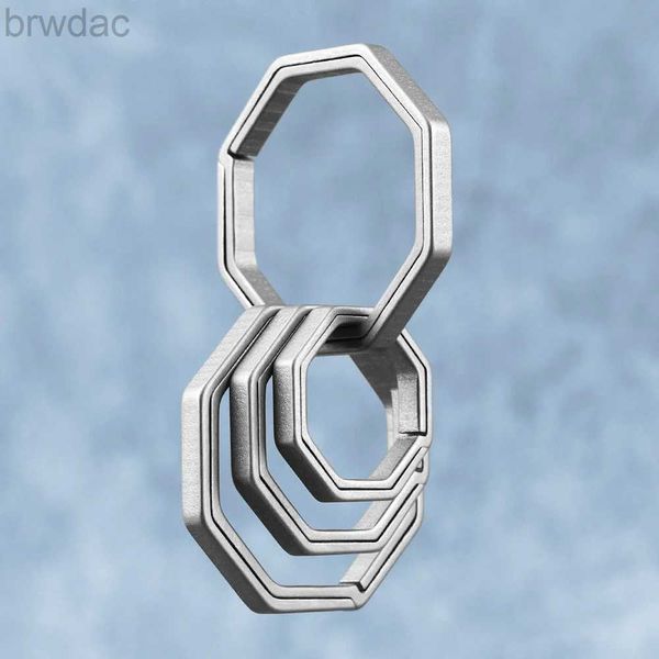 Anillos clave de titanio REAL ALEACIÓN CLAVE Keychains Parpes de octágono cuadrado Hebilla Hombre Keychain para la creatividad masculina Regalo al por mayor 240412