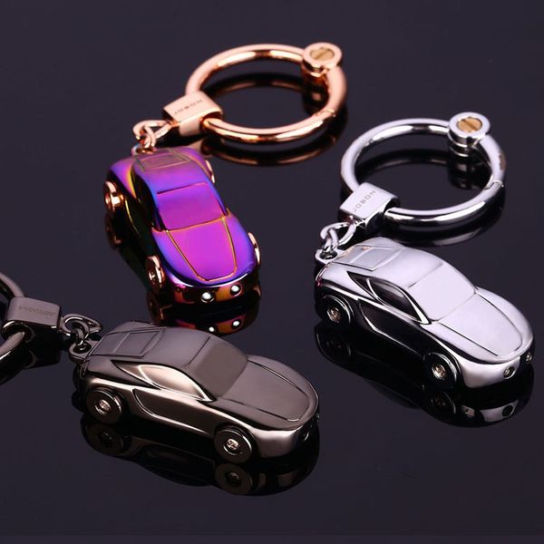 Porte-clés Top chaîne de voiture hommes femmes marque forme avec lumières support de haute qualité chaîne en métal anneau cadeau bijoux K17385 230320