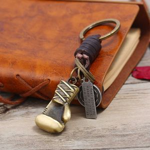 Sleutelringen vintage stijl bronzen bokshandschoenen charme auto sleutelhangers eenvoudige sleutelring hanger sleutelhang accessoires sleutelhanger mode sieraden g230210