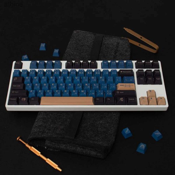 Claviers Claviers GMK 130 touches bleu samouraï anglais Keycaps DYE SUB Mx commutateur clavier de jeu mécanique profil Cherry Keycap ISO ENTER Anne GK61 YQ240123