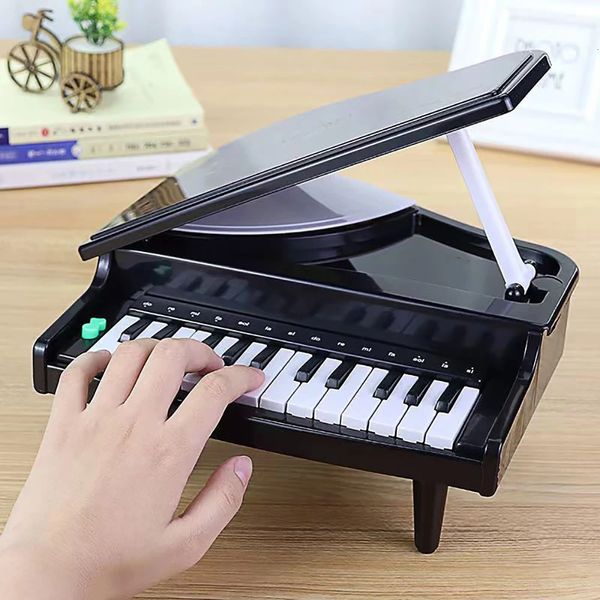 Claviers Piano 26 touches Mini Simulation électronique jouer Instrument de musique jouet pratique noir rose cadeau de noël 231201