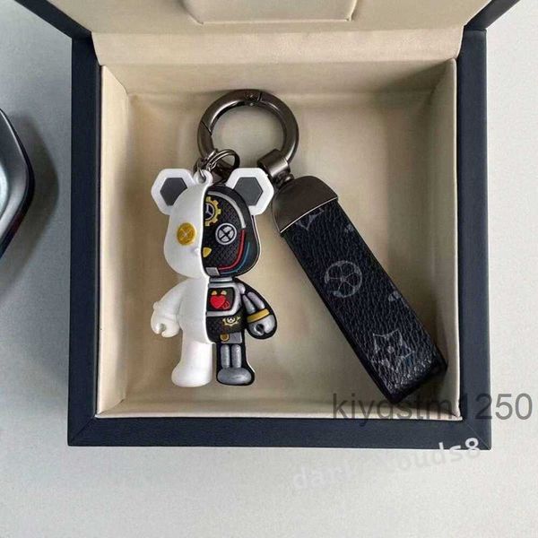 Porte-clés Car Luxurys Designers Porte-clés Couleur Solide Monogrammé Porte-clés Bear Design Polyvalent Mode Loisirs Pendentif Anneaux R9ne # 0VHX