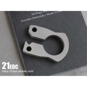 Sleutelhanger EDC Titanium Outdoor Legering Beschermende Levensreddende Vinger Tijger Zelfverdedigingsapparatuur Ring Flesopener 1066