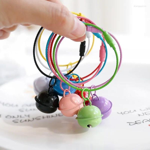 Llaveros 1-5 unids creativo color caramelo campana llavero colorido pintado acero alambre anillo estudiante escuela bolsa colgante regalo muñeca decoración