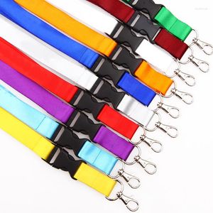 Keychains 1 pc 2 cm breed kleurrijk zwart blanco gewone sleutel lanyard badge id houders telefoon nekbanden hangende touw