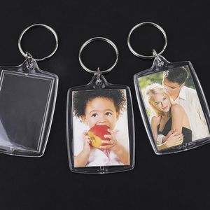 Sleutelchains 100 stcs keychain rechthoek transparant blanco acryl insert fotolijst sleutelhangsleutel houder diy split ring