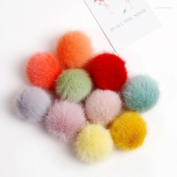 Keychains 10pcs/lote Diy Faux Pompom Bolas artificiales Pomm para sombreros Accesorios de artesanías de costura de bufanda R58