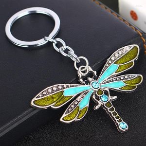 Keychains 12pcs al por mayor de mariposa verde de mariposa del llavero regalos de llaves de llaves mujeres encadenados de encanto de chaleco joya