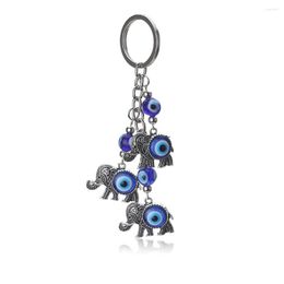 Keychains 1pc Blue Evil Eye Charms Keychain Drie olifanten vormen een hangende sleutelketen legering Tassel Car Fashion Jewelry Gifts