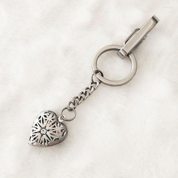 Porte-clés 1pc découpe coeur avec pierre porte-clés coeurs en acier inoxydable porte-clés bricolage chaînes famille mémoire faisant des accessoires