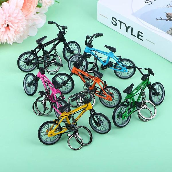 Porte-clés 1PC Mini alliage modèle vélo porte-clés moulé sous pression en métal doigt VTT sac pendentif porte-clés jouet cadeau