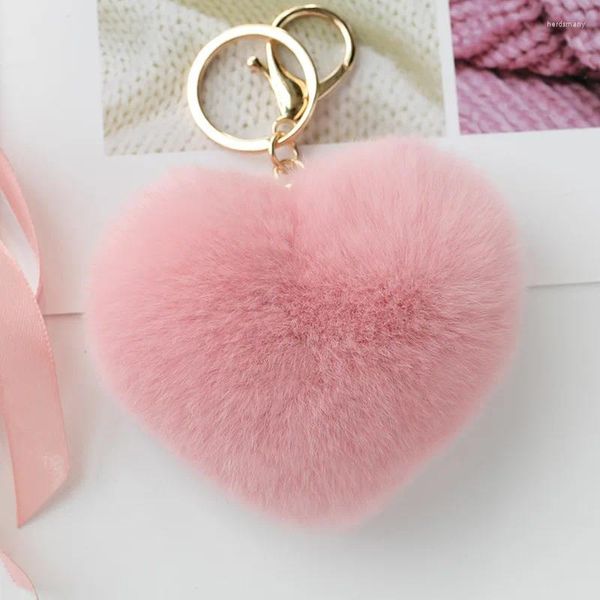 Llaveros 1 unids 8 cm Real Pink Heart Llavero Pompom Llavero de coche Cadenas de color dorado Pompones Lindo bolso Charm para mujeres R70