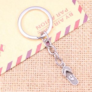 Porte-clés 20pcs mode porte-clés 21x8mm tongs pantoufle pendentifs bricolage hommes bijoux voiture porte-clés porte-anneau souvenir pour cadeau