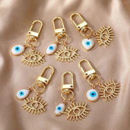 Porte-clés 20pcs coeur blanc palmier bleu mauvais yeux porte-clés mode cils creux chanceux turc porte-clés mousqueton porte-accessoires