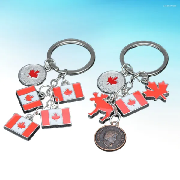 Porte-clés 2pcs Canada Drapeau Maple Design Porte-clés Alliage Sac Pendentifs Cadeau Porte-clés pour Femmes Enfants