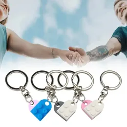 Porte-clés 2pcs mignon séparable bloc de construction de coeur d'amour pour les couples amitié amant brique porte-clés accessoires bijoux souvenir