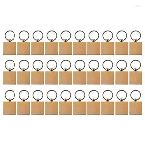 Porte-clés 30pcs blanc carré en forme de bois porte-clés bricolage bois clés étiquettes cadeaux