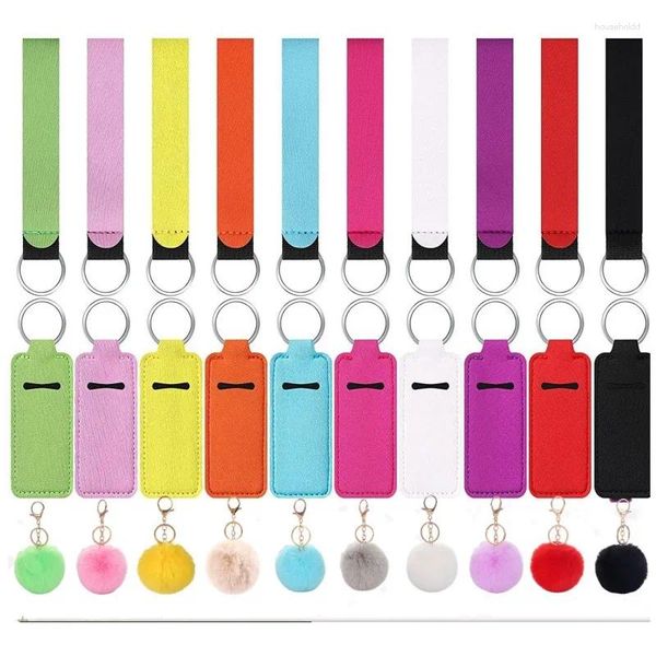 Porte-clés 30pcs Chapstick Porte-clés Pure Color Lip Baume Pochette avec Fluffy Ball Porte-clés pour les filles