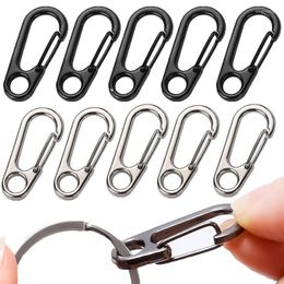 Keychains 5pcs mini-carabiner clips minuscules alliages snap snap crochet fermoir fermoir bouteille portable boucle suspendue pour sac à dos randonnée